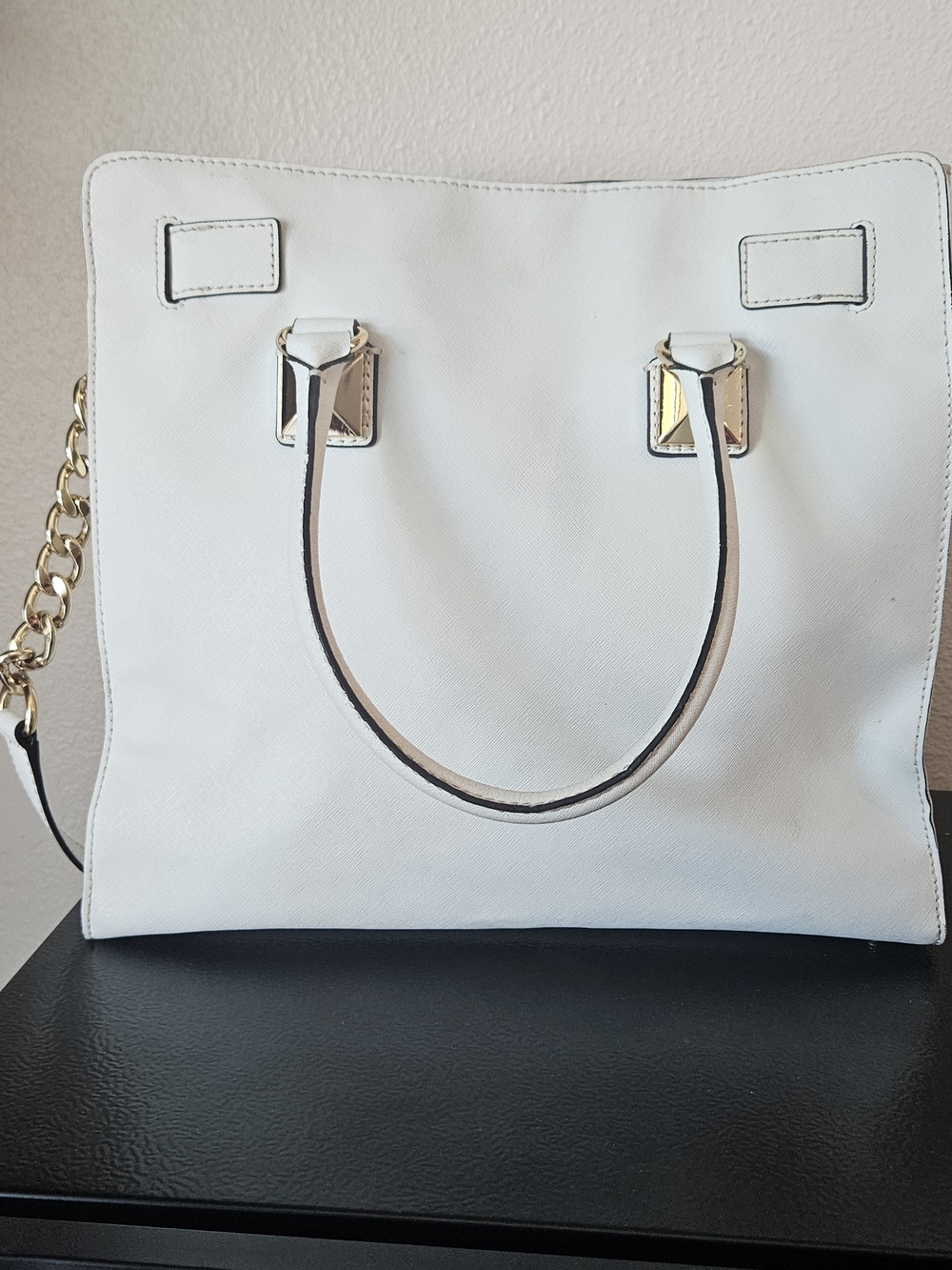 Michael Kors Bag - Picture 4 of 7